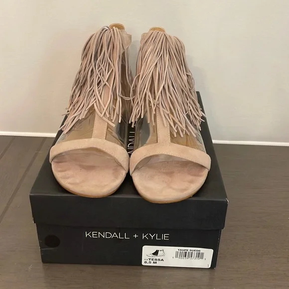 Kendall Kylie Shoes Kendall Kylie Tessa Taupe Fringe Suede